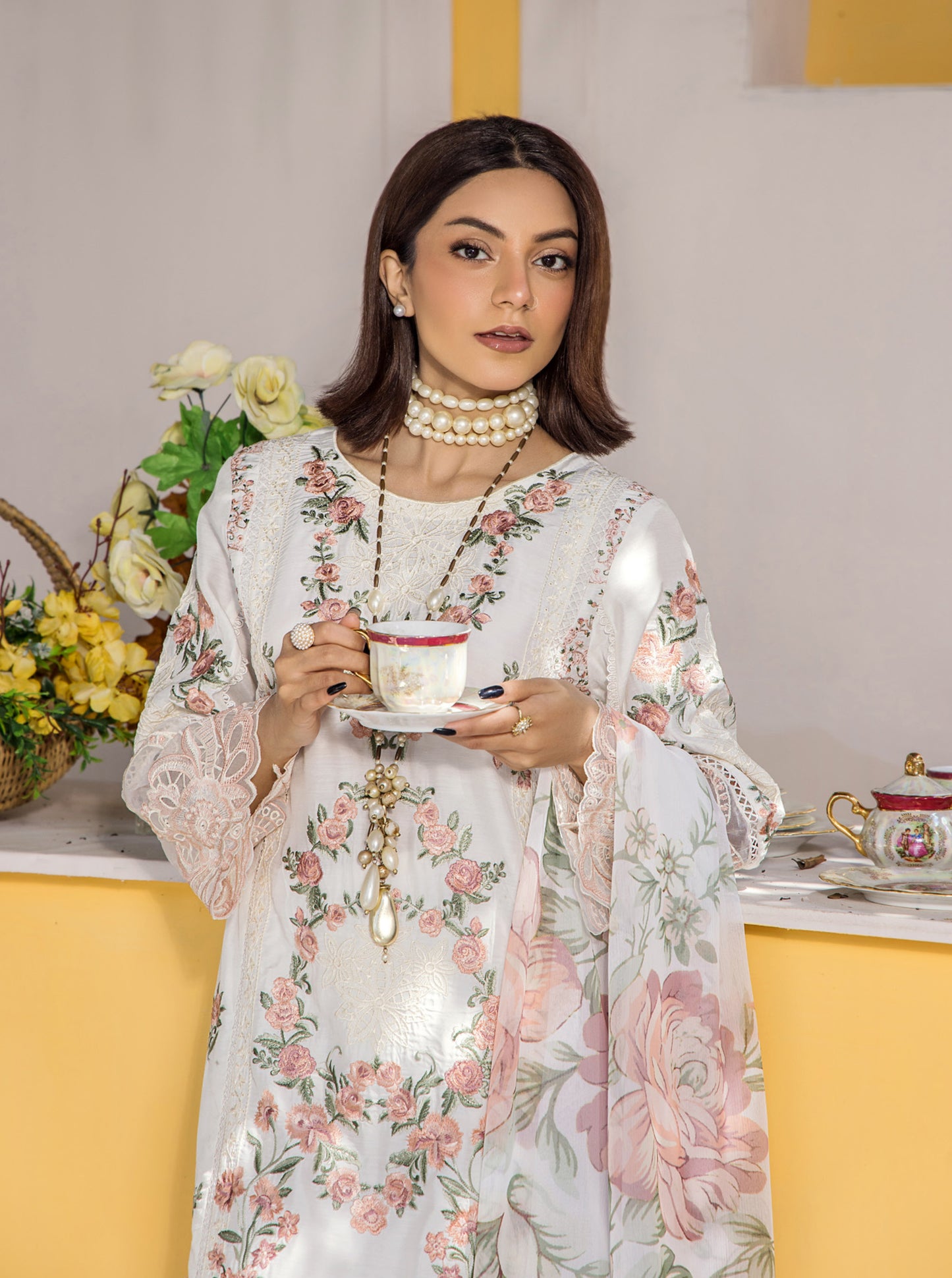 Mehnoor Traditional Thread Mulaika RTW Viscos 05