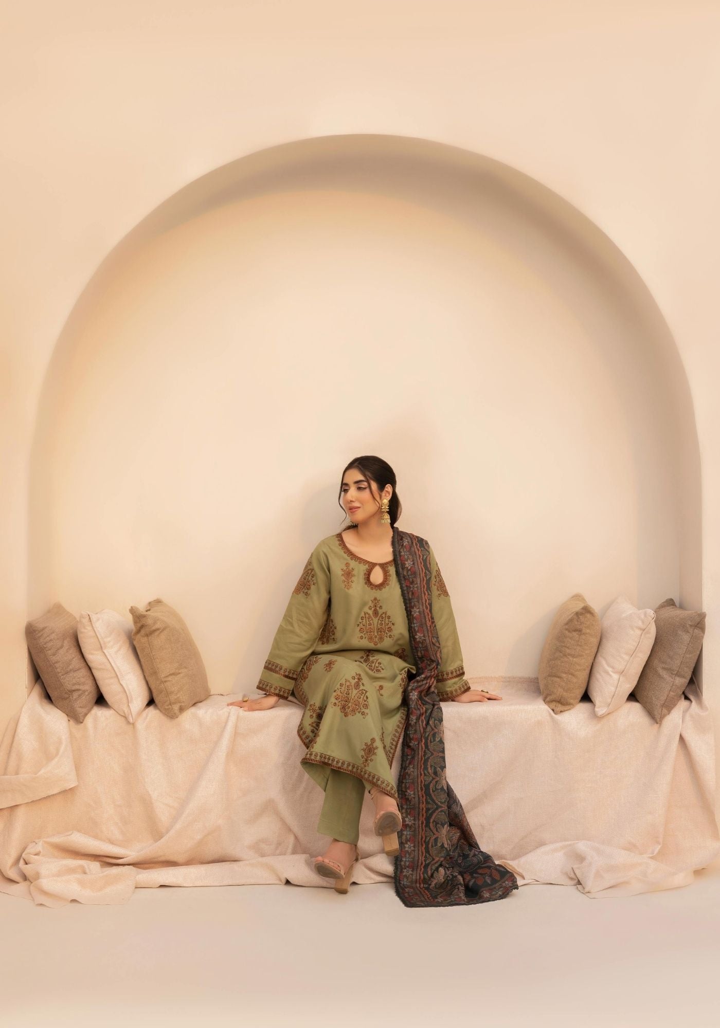 EMBER DHANAK EMBROIDERED 3PC READYMADE Mehak 202503