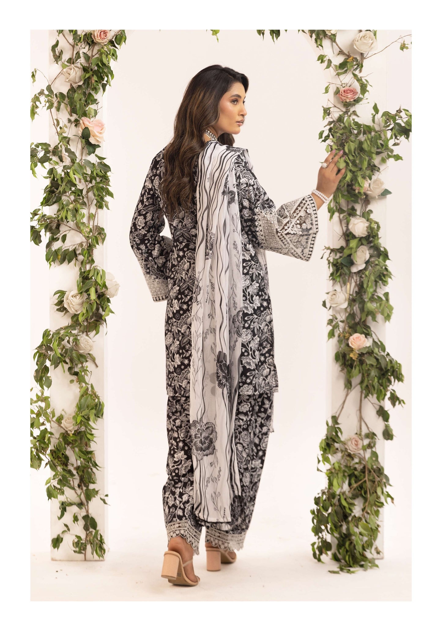SIMRANS Reem premium 3 piece mummy & me Girls 03Eid outfit