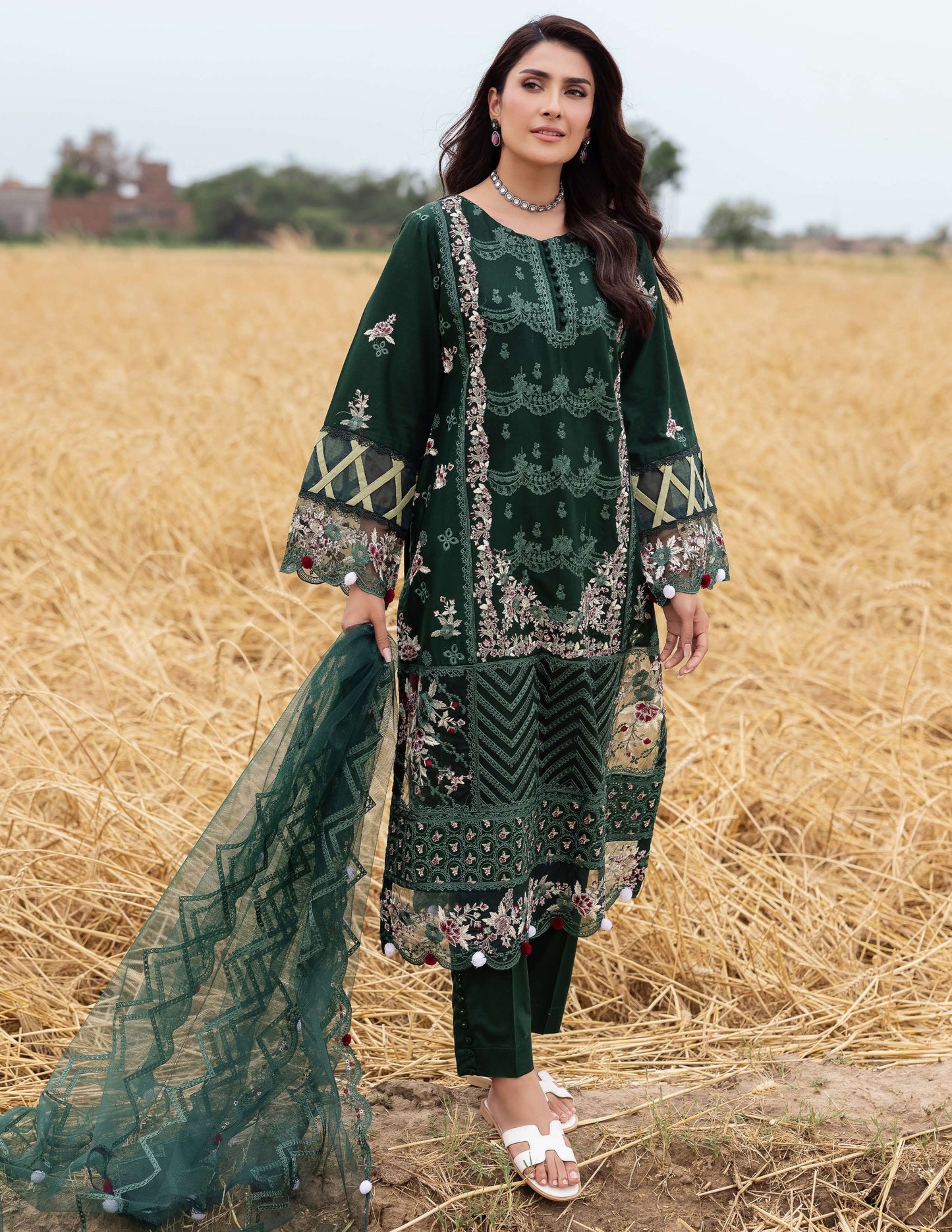 SIMRANS Heer premium 3 piece mummy & me Ledies DGreen medium Eid outfit