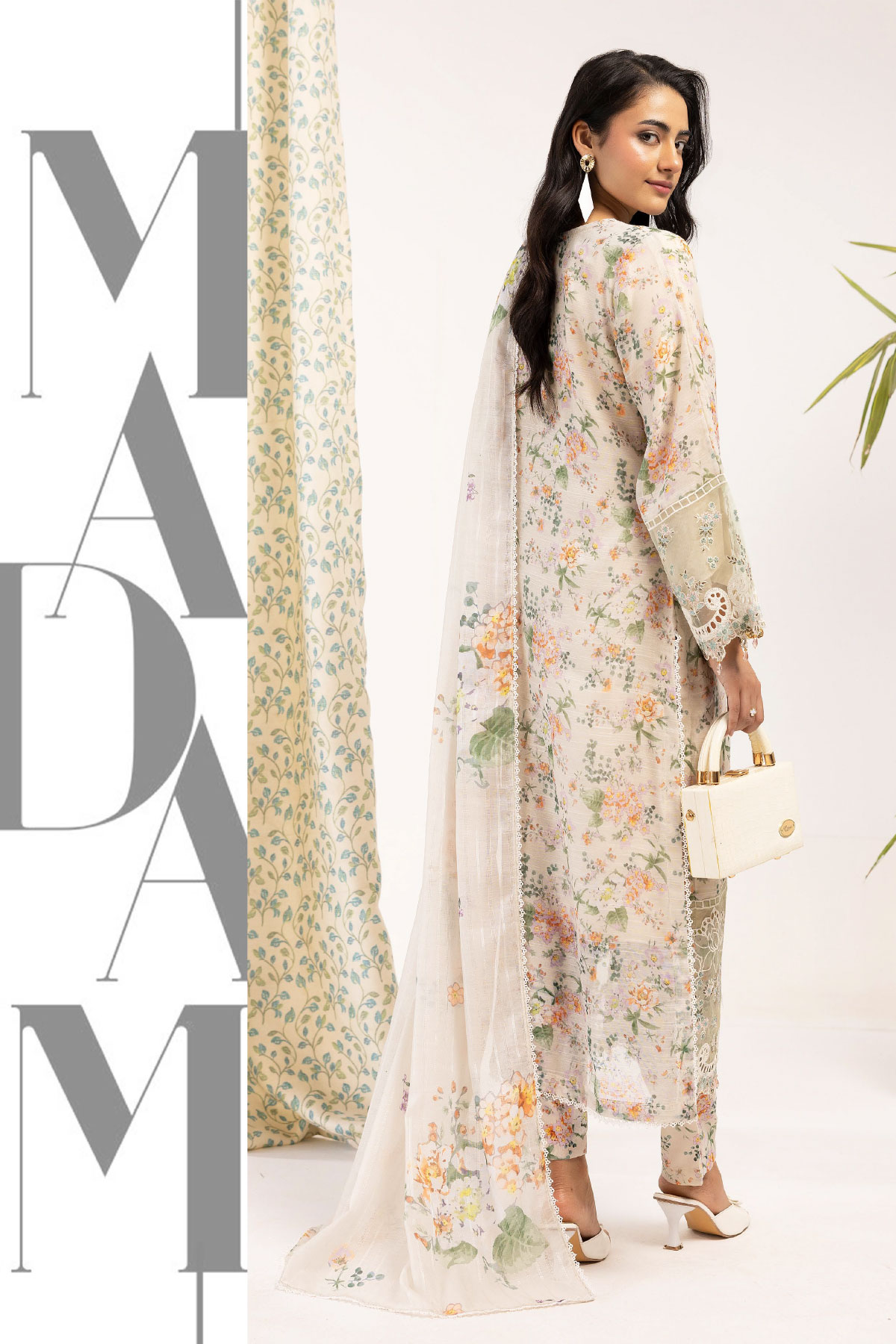 SIMRANS ‘LIBAAS-E-KHAAS’ | EMBROIDERED MONAR READYMADE | SM852 - S&S