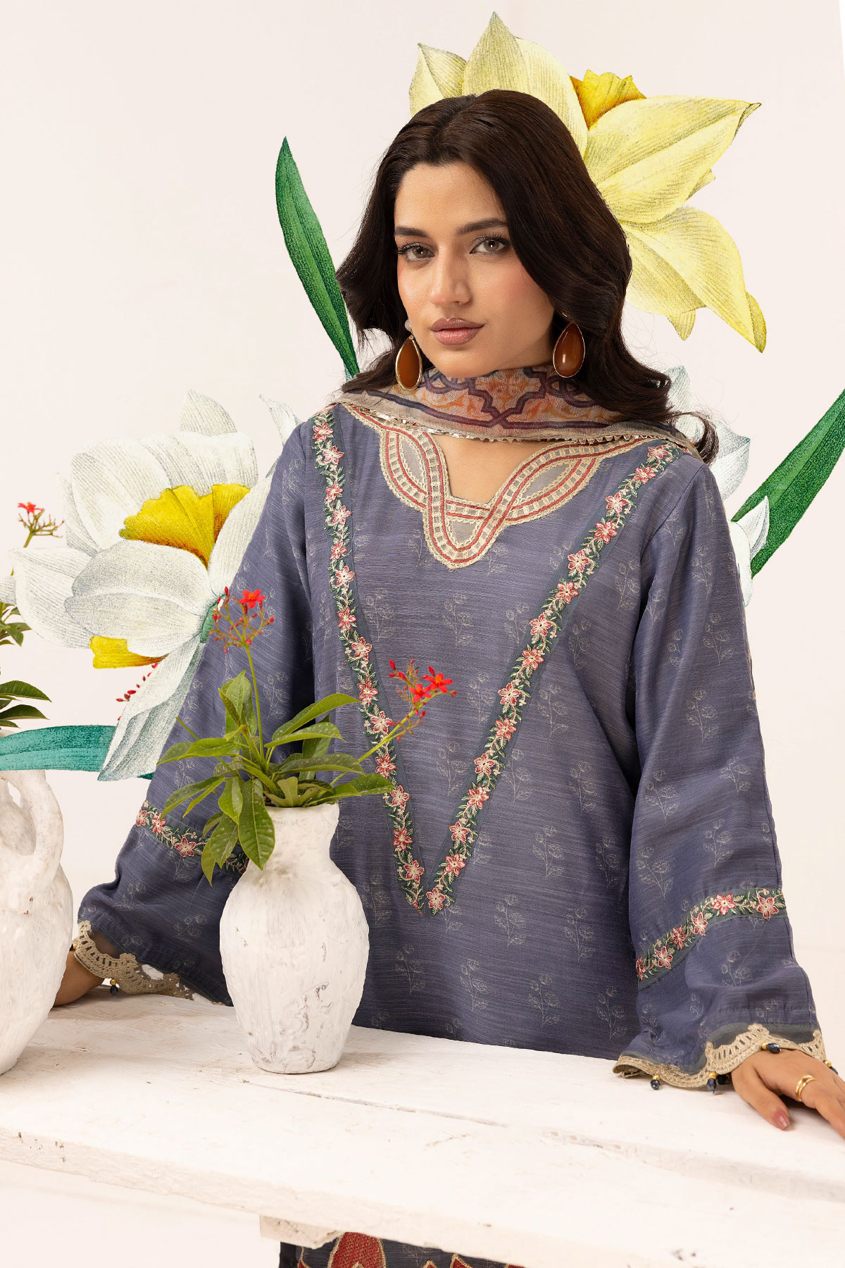 SIMRANS ‘LIBAAS-E-KHAAS’ | EMBROIDERED MONAR READYMADE | SM854 - S&S
