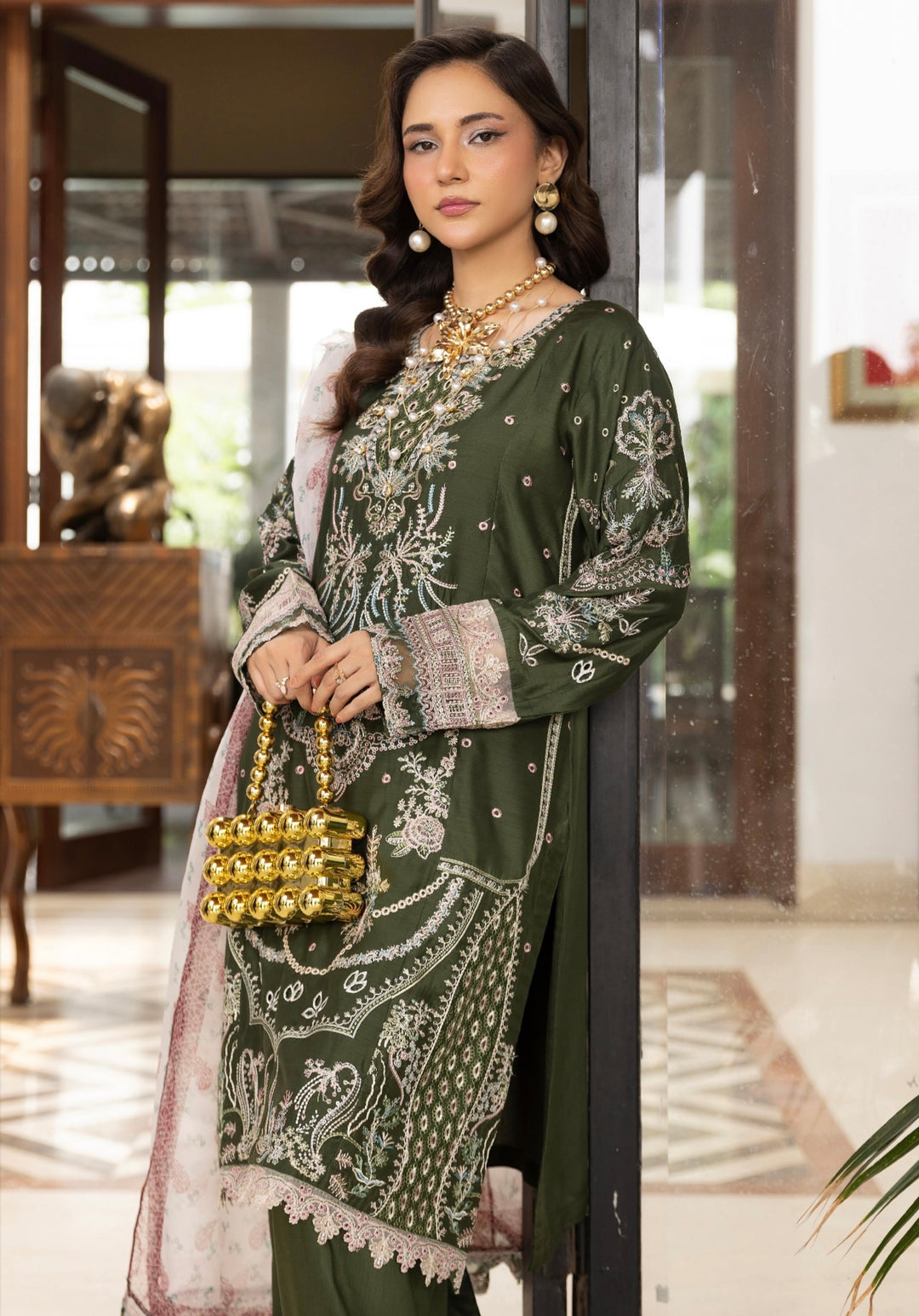 SIMRANS ‘RIWAYAT’ | EMBROIDERED LUXURY VISCOSE READYMADE WOMENSWEAR VIRAL TRENDING FARSHI SHALWAR