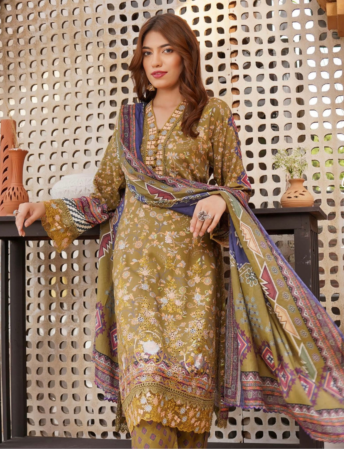 MUNIRA | EMBROIDERED DHANAK READYMADE | M2211
