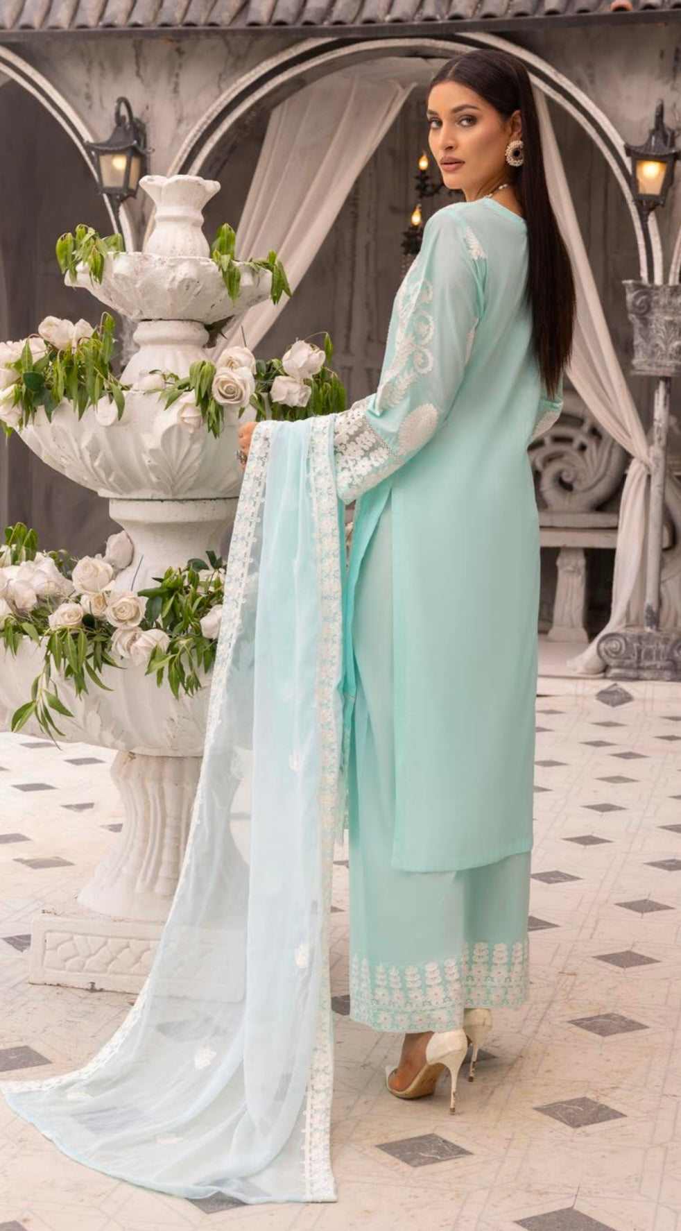 SIMRANS ‘KISMET’ | EMBROIDERED LINEN HANDWORK READYMADE | SM762