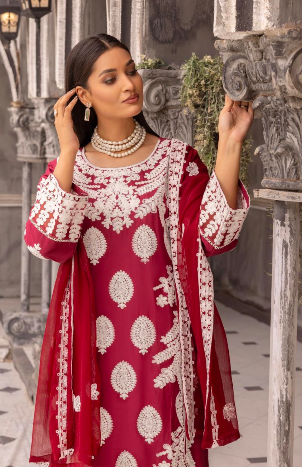 SIMRANS ‘KISMET’ | EMBROIDERED LINEN HANDWORK READYMADE | SM763
