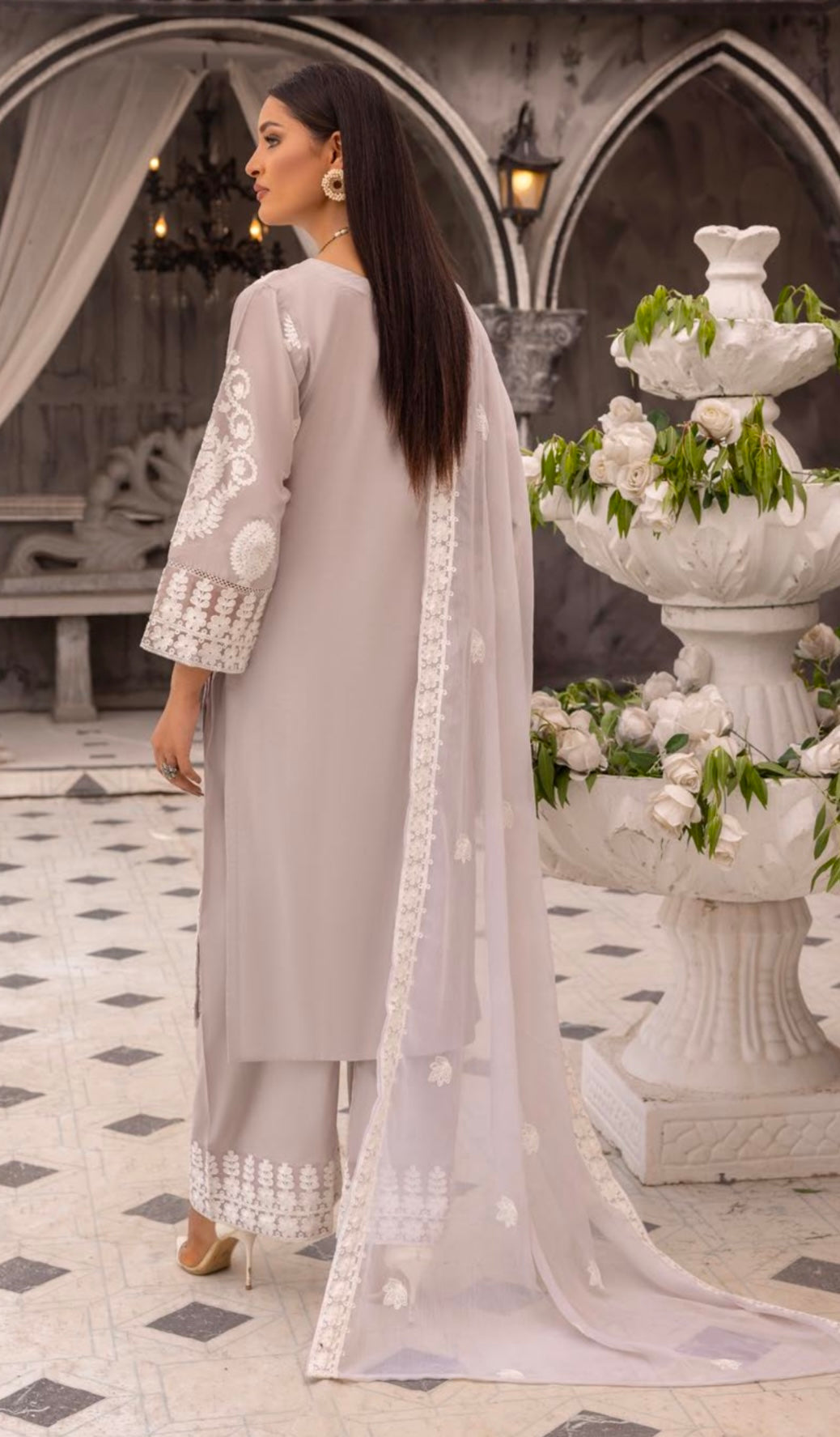SIMRANS ‘KISMET’ | EMBROIDERED LINEN HANDWORK READYMADE | SM764