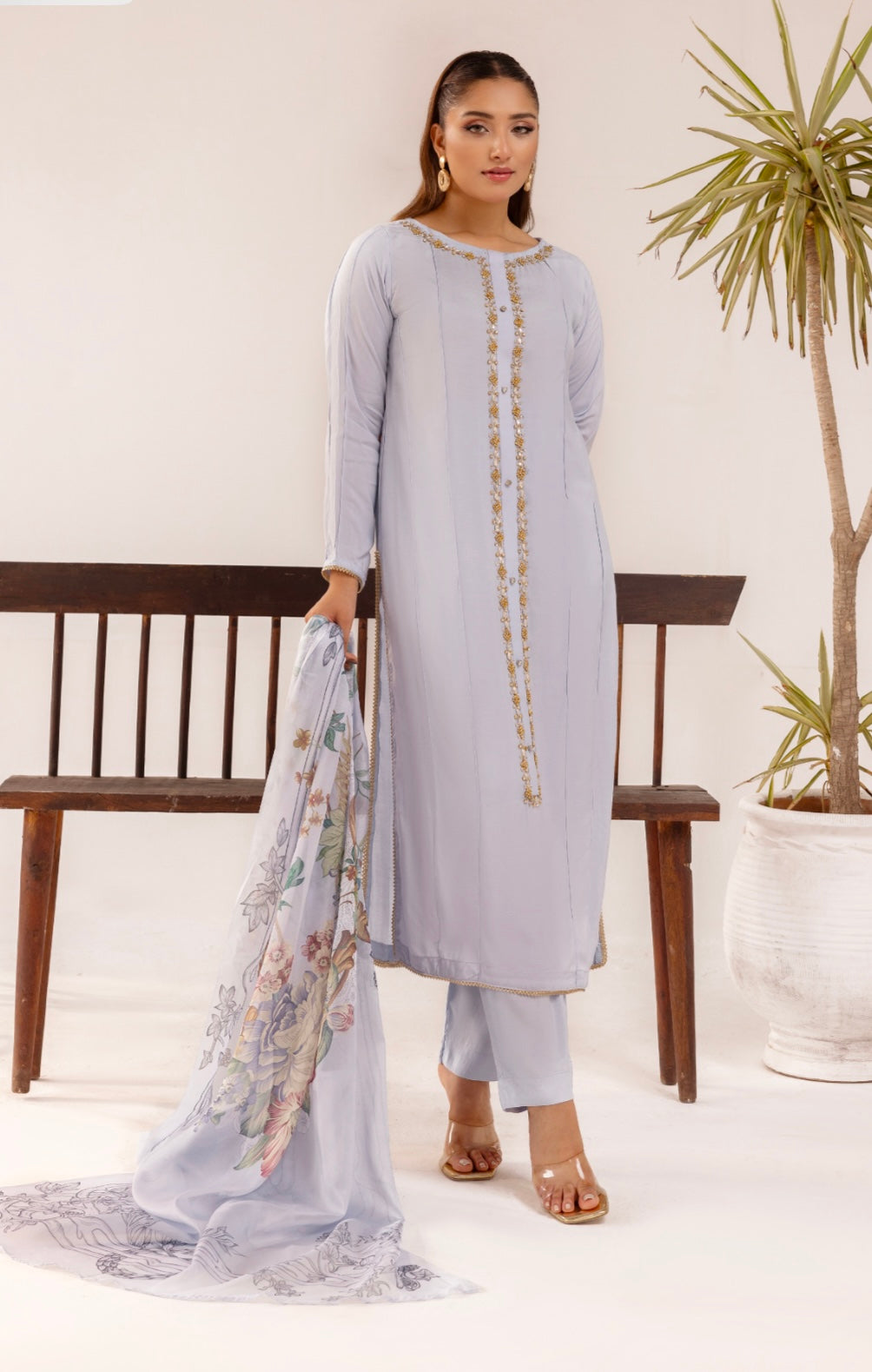 SIMRANS ‘KISMET’ | EID EMBROIDERED SEQUENCE VISCOSE READYMADE | SM103