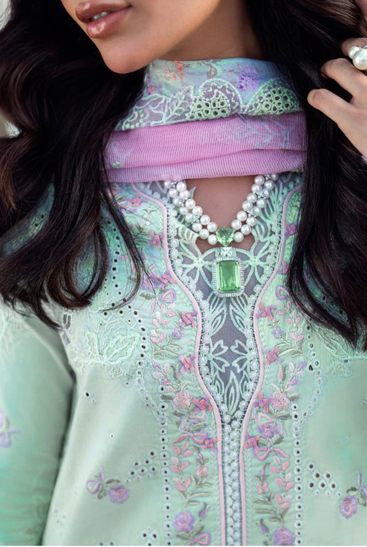 SIMRANS QALAMKAR AFIYA LUX COLLECTION 3 PIECE EMBROIDERED SUIT READYMADE Q04 - S&S