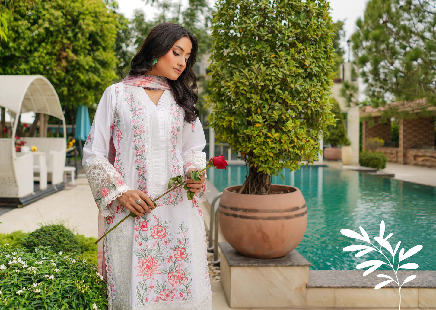 MUNIRA | EMBROIDERED LAWN READYMADE |SS27