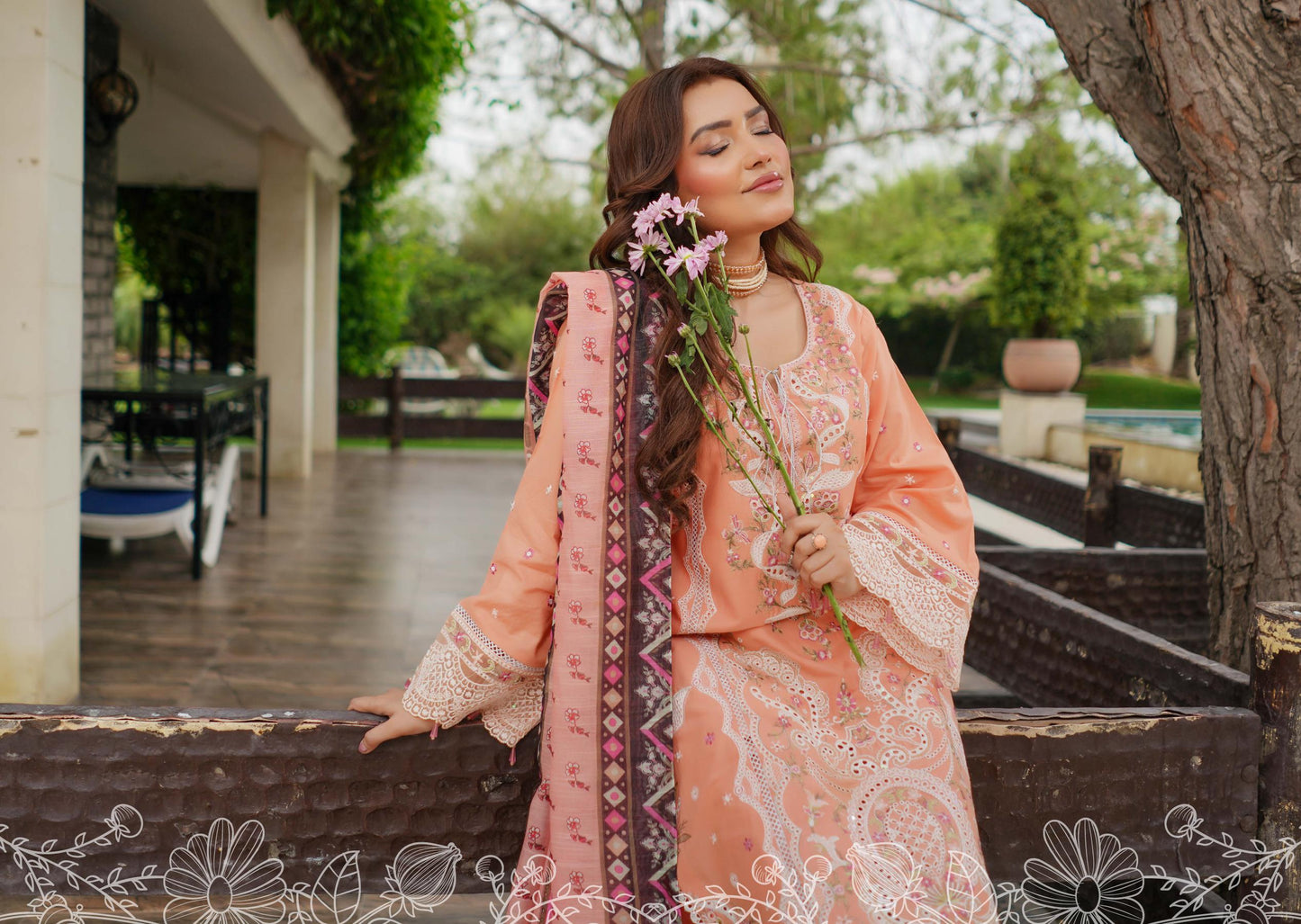 MUNIRA | EMBROIDERED LAWN READYMADE |SS32