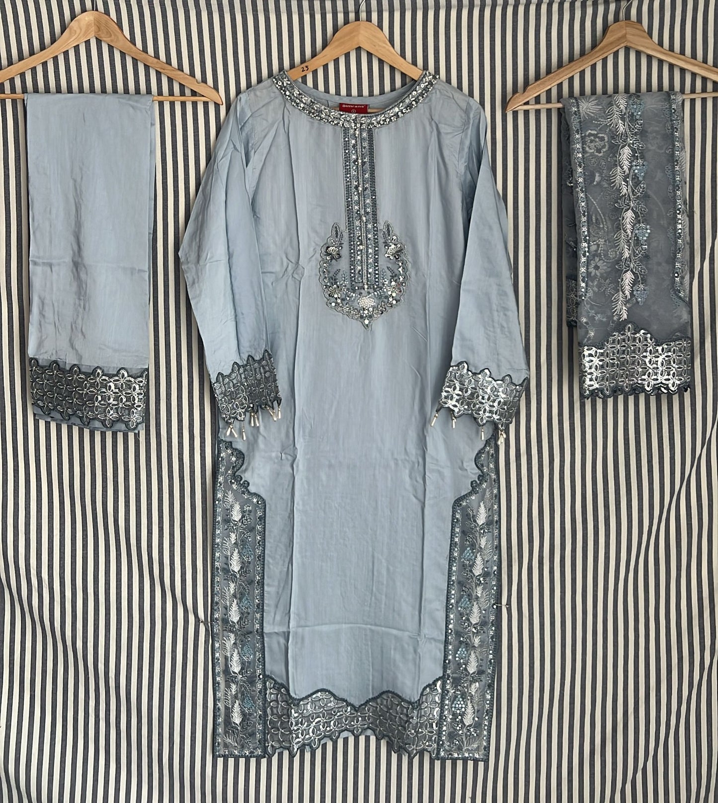 NO RETURN NO EXCHANGE AF 25