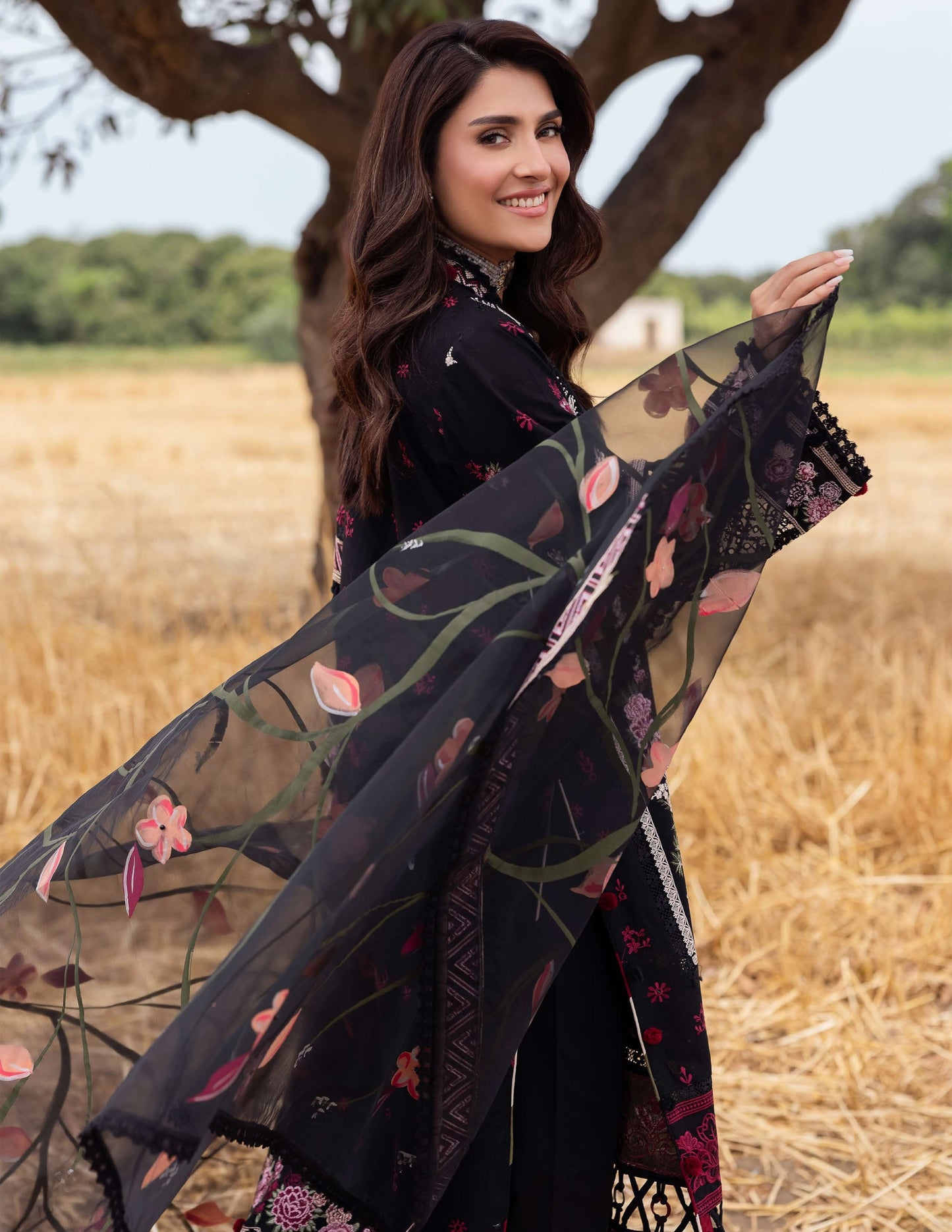 SIMRANS Heer premium 3 piece mummy & me Ledies Black medium Eid outfit
