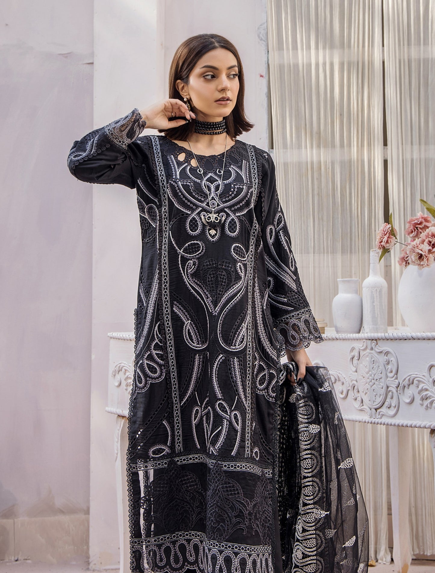 Mehnoor Traditional Thread Suraya – RTW Viscose Collection03