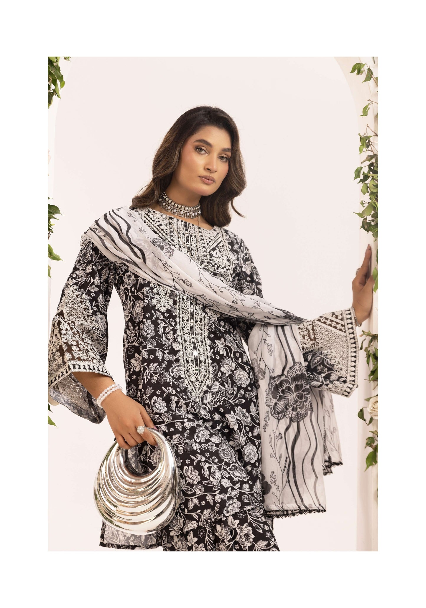 SIMRANS Reem premium 3 piece mummy & me Ledies 03 Eid outfit.