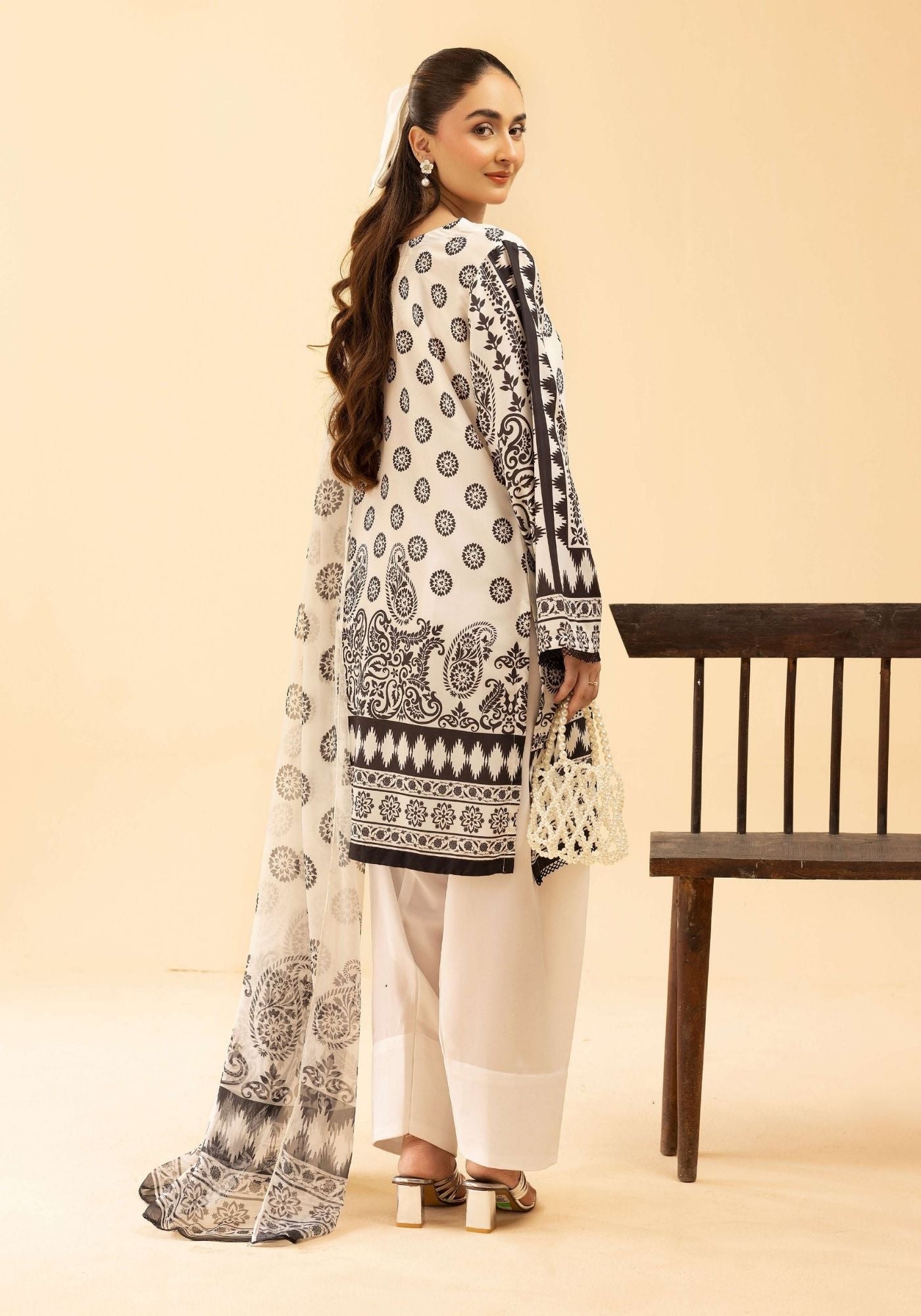 Sania Masketiya Mehak collection 3 piece printed casual suit 112203