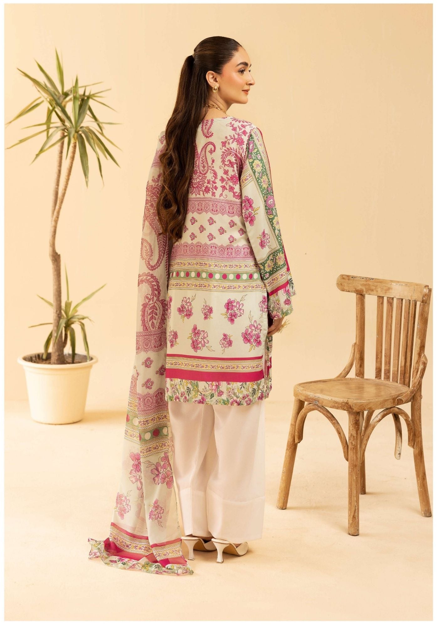 Sania Masketiya Mehak collection 3 piece printed casual suit 112204