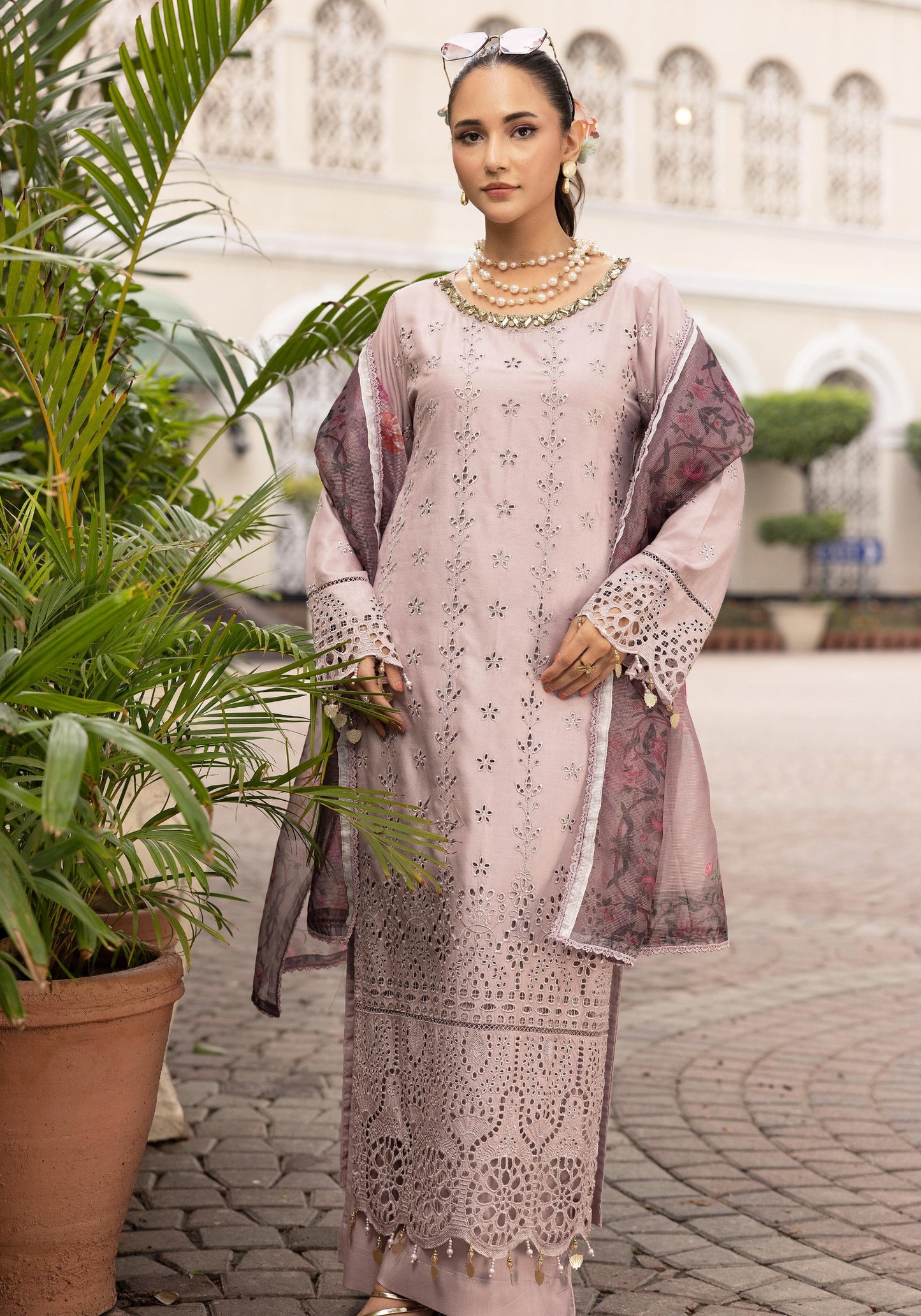 SIMRANS LUXURY HANDWORK CHICKNKARI 3PC READYMADE 507
