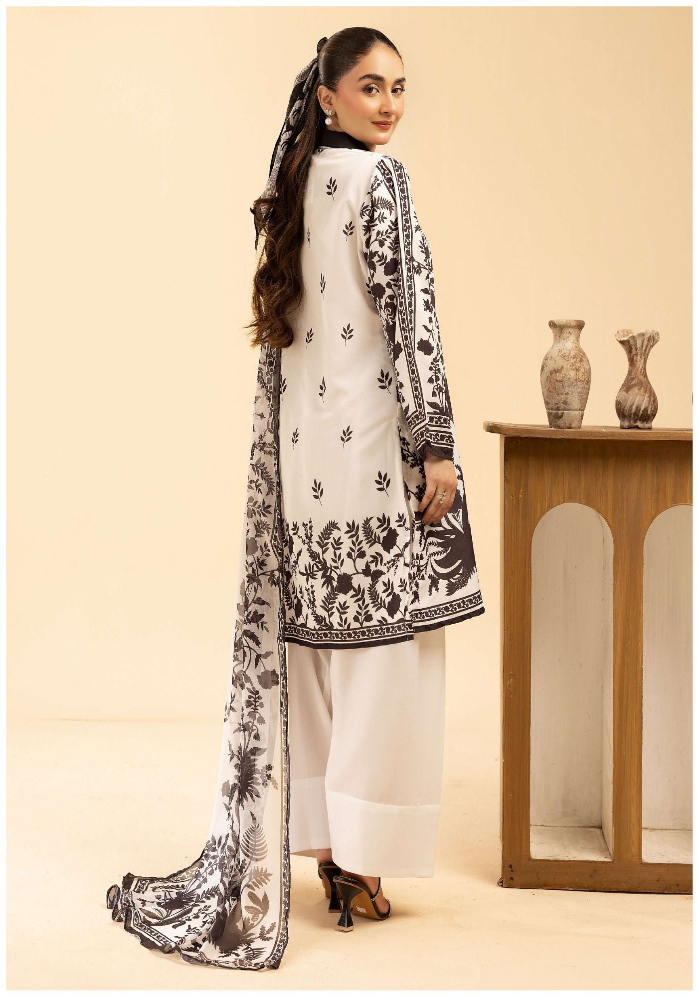 Sania Masketiya Mehak collection 3 piece printed casual suit 112201