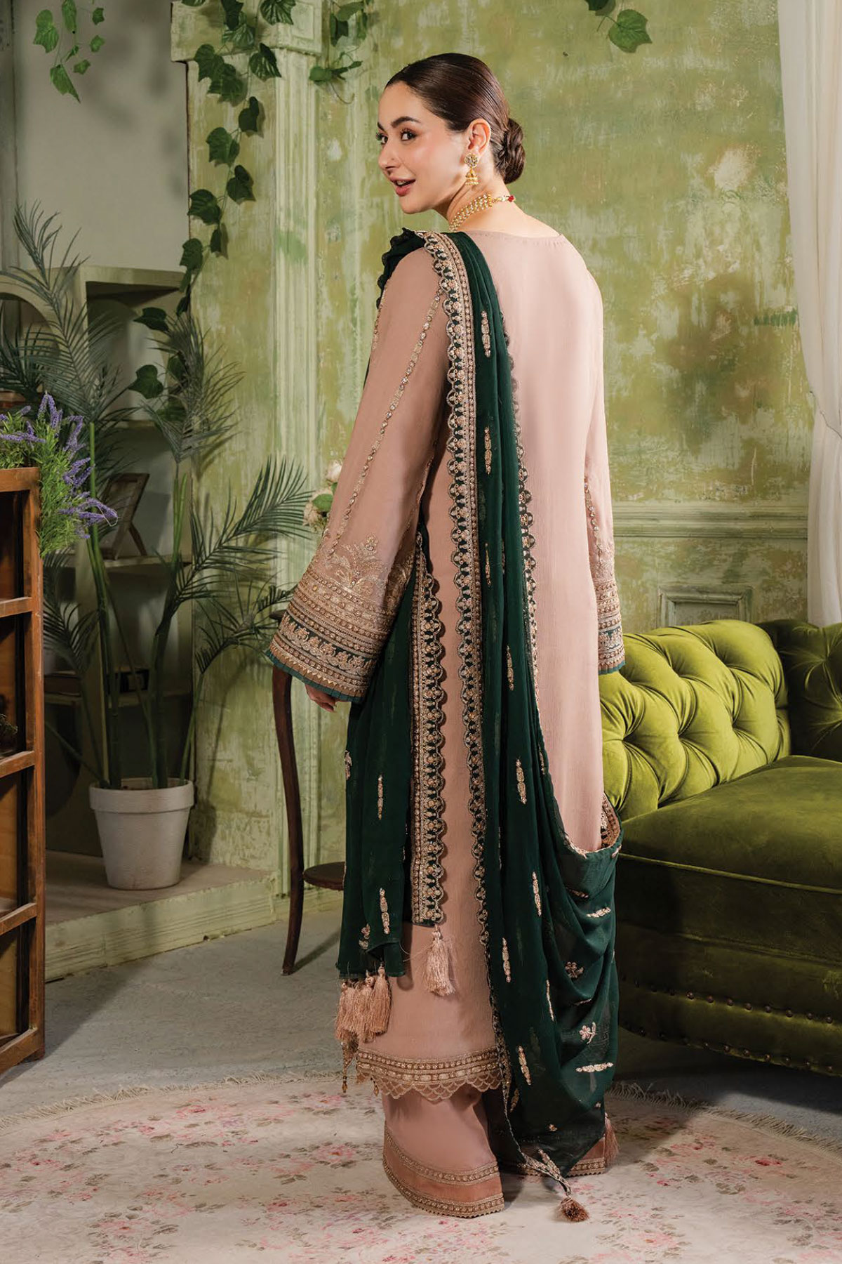 SIMRANS Hania Amir collection 3 piece Kashud embroidered suit readymade 901 - S&S