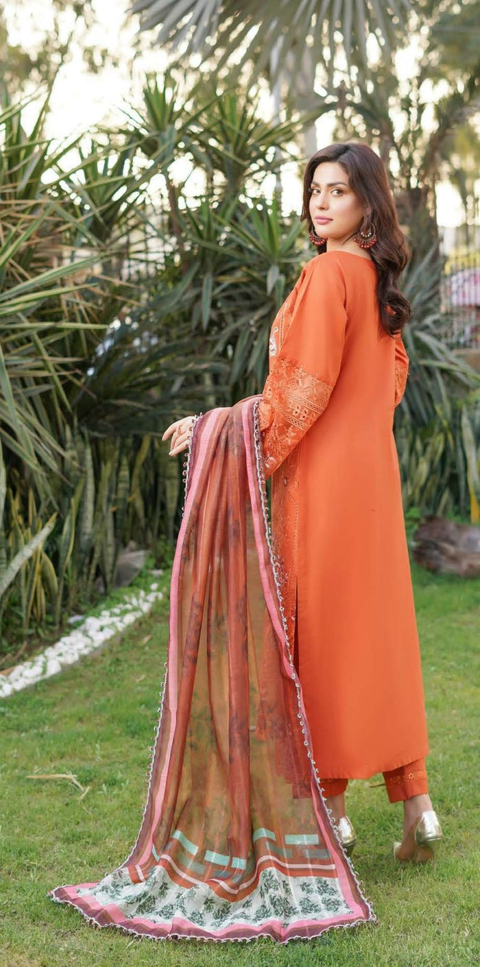 MUNIRA | EMBROIDERED LINEN READYMADE | MGL08 - S&S