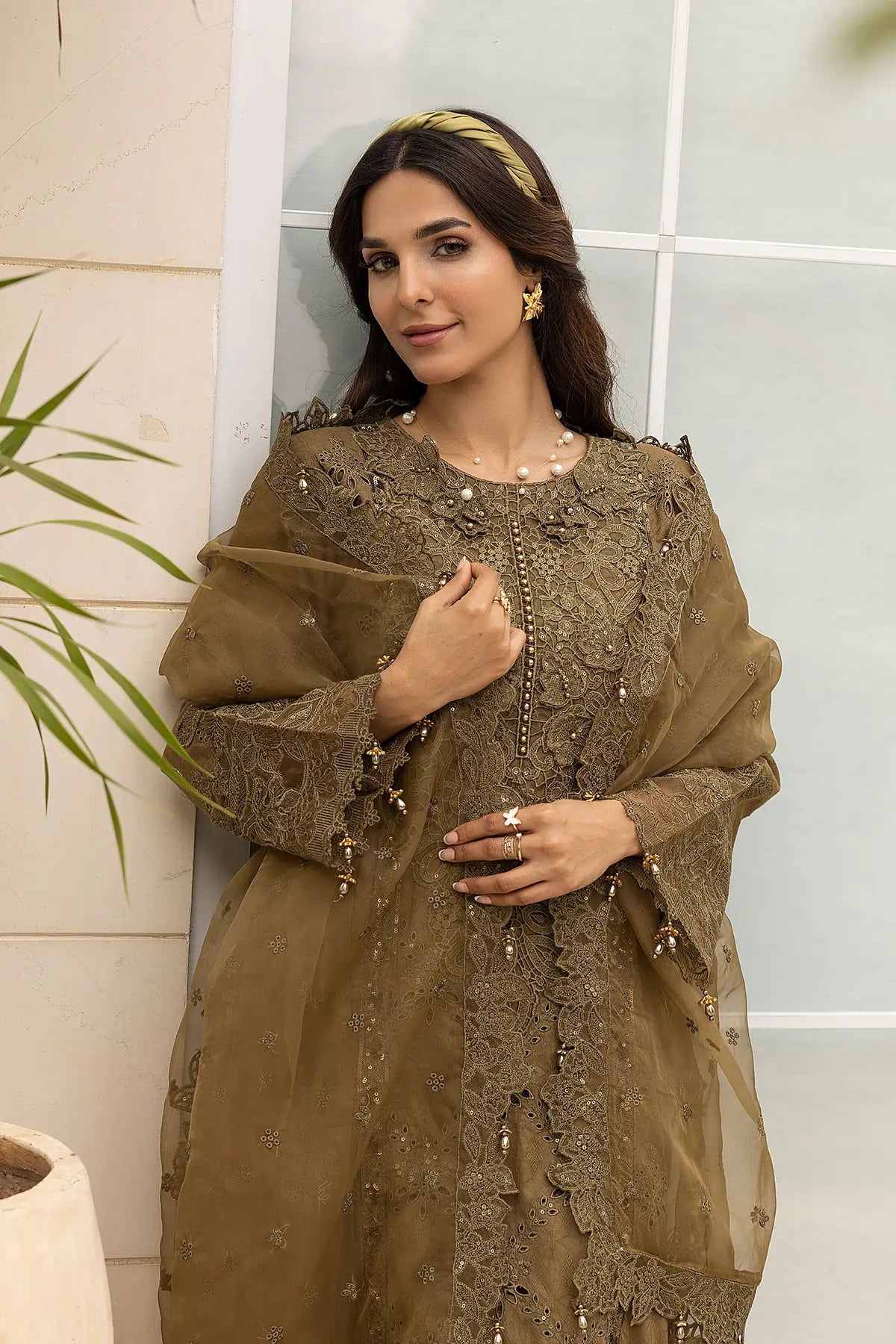 SIMRANS IVANA LUXE CHIKANKARI EID COLLECTION 3 PIECE READYMADE SUIT 789