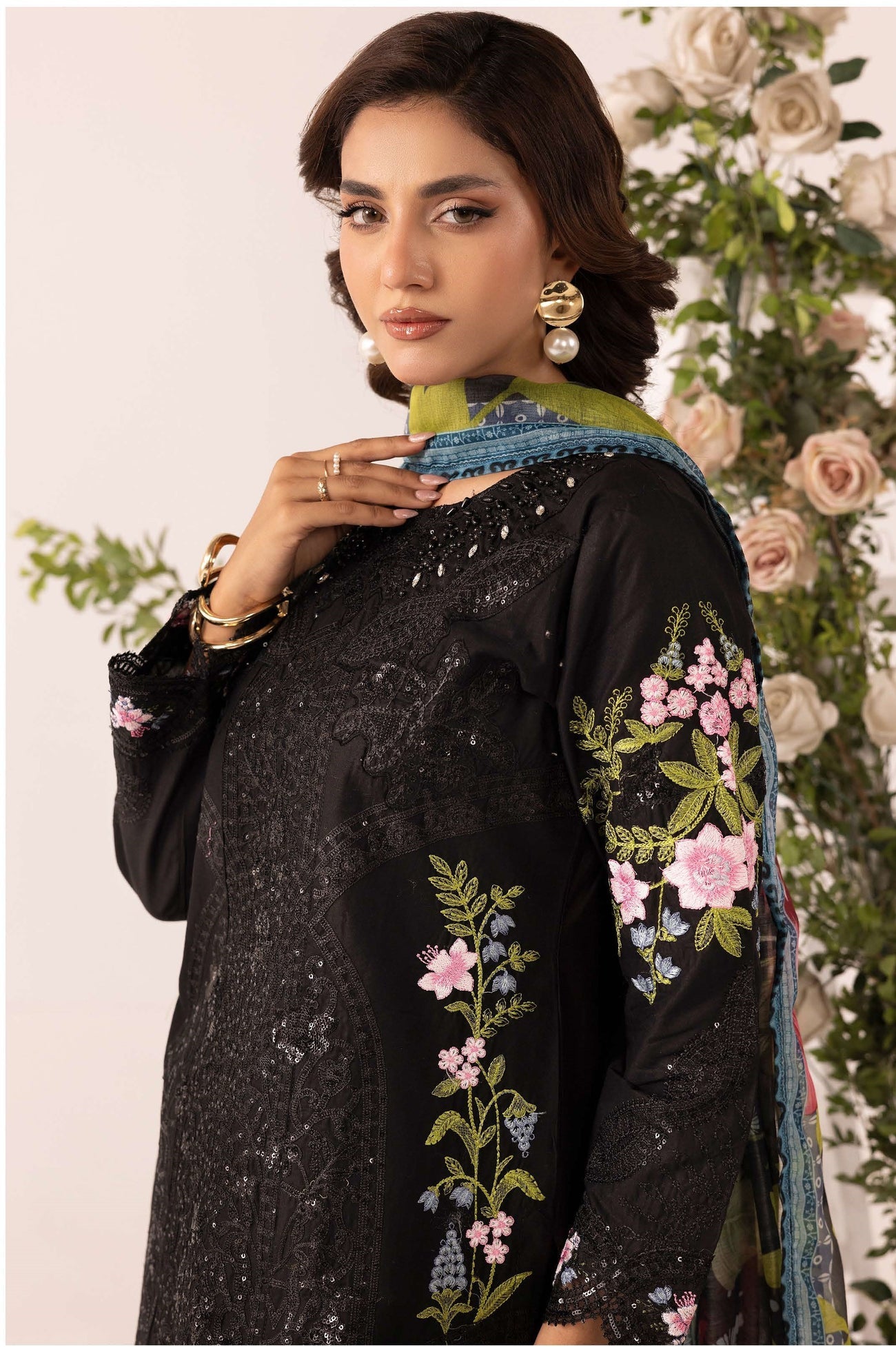 SIMRANS GRASE MARIA B FARSHI SHALWAR EMBROIDERED 3PC READYMADE 601