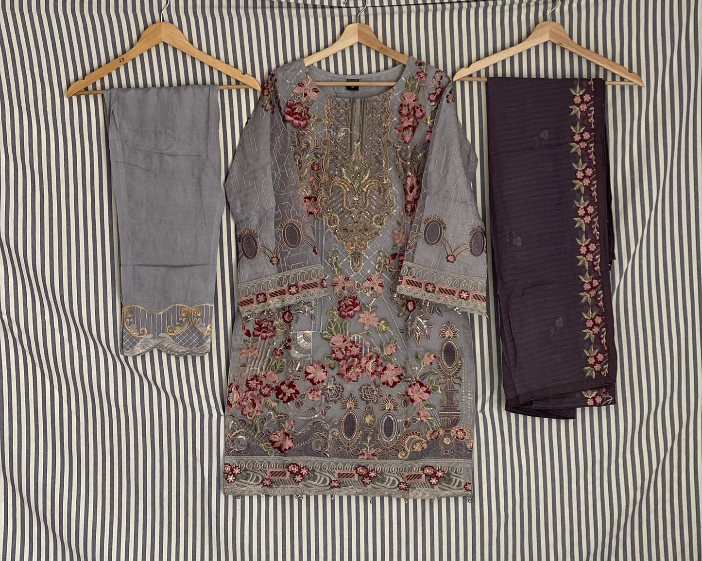 EKAM NO RETURN NO EXCHANGE 016