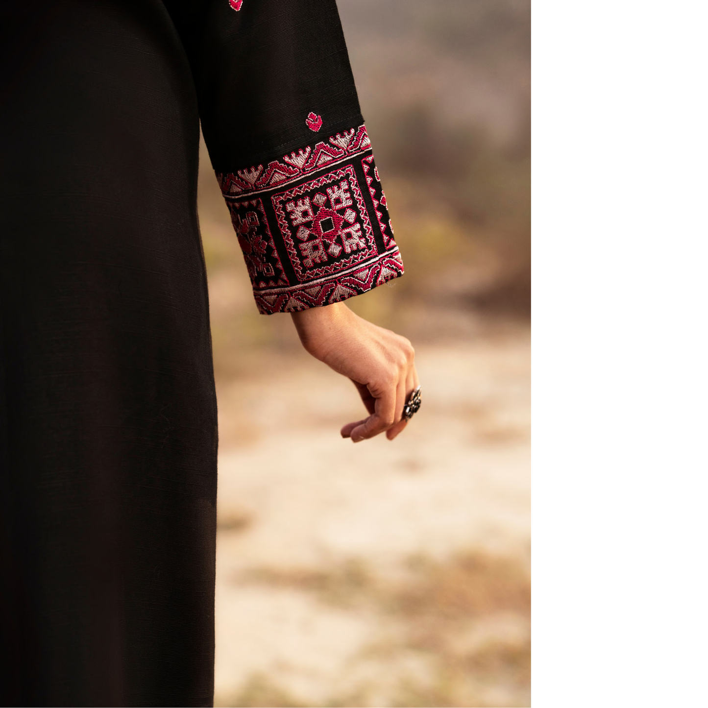 CASUALLITE ‘SPECIAL ’ | EMBROIDERED COTTON 3PC READYMADE | S1324