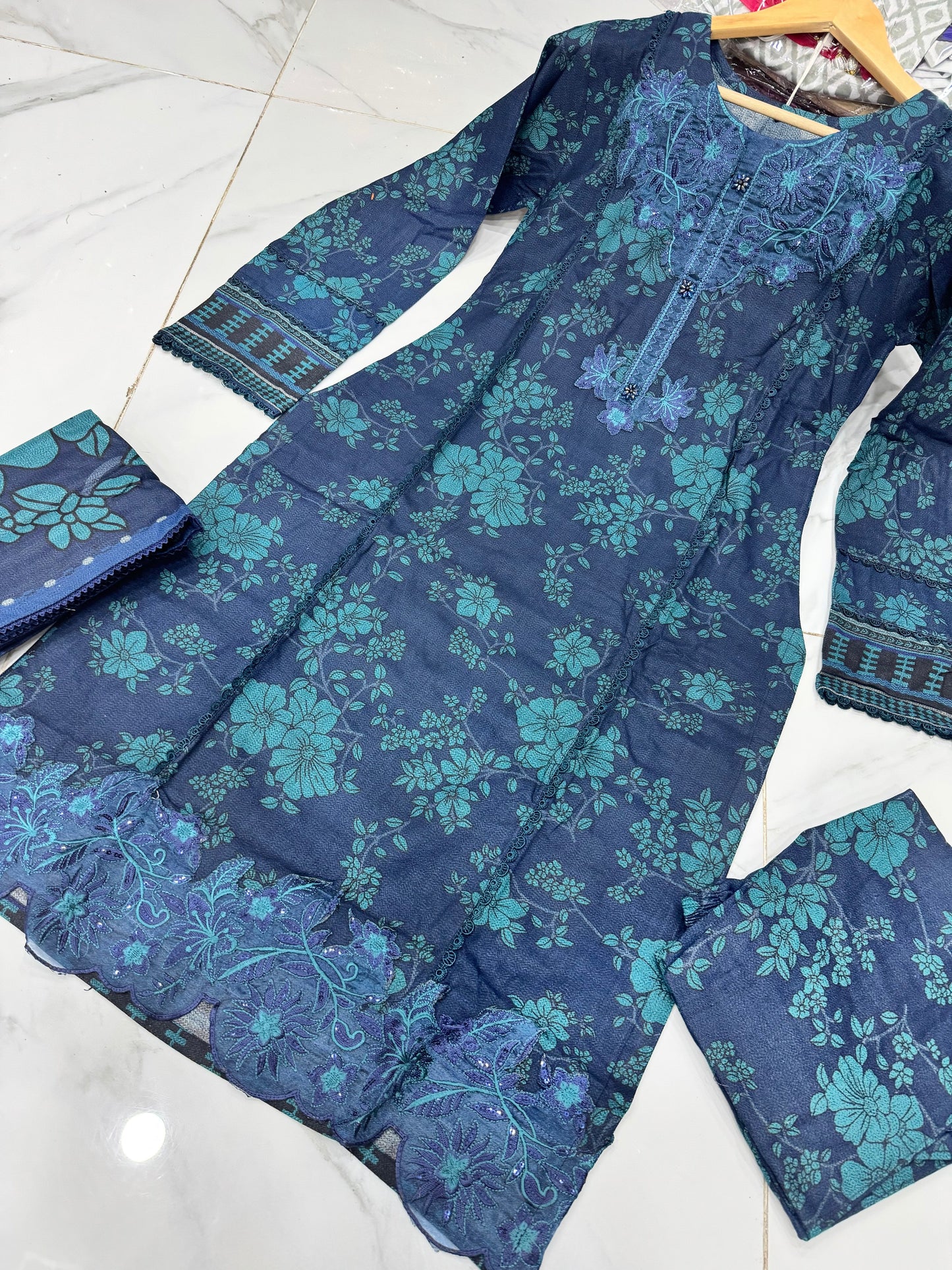 NAKHRA COLLECTIONS EMBROIDERED DHANAK 3PC READYMADE | MUSHQ-328