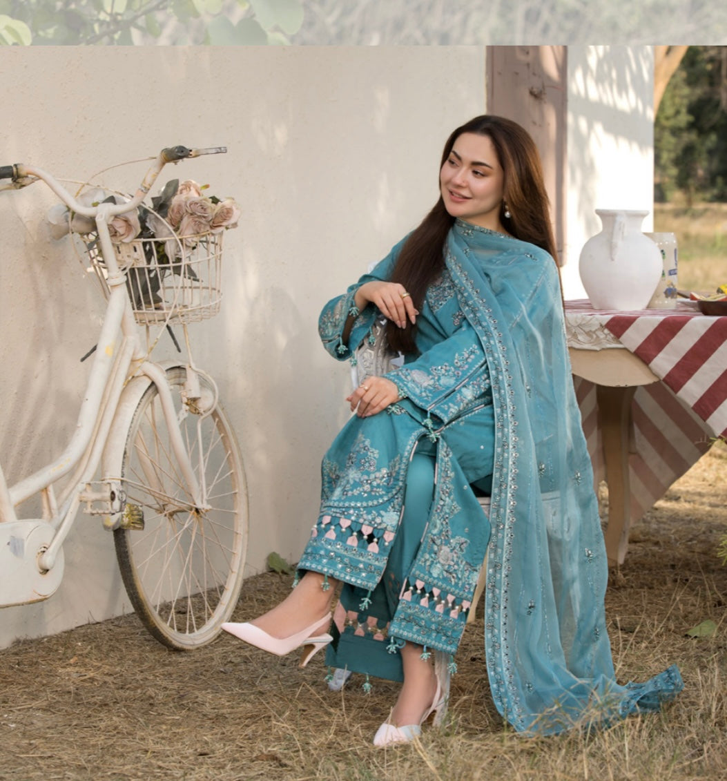 SIMRANS Janaan lavish Eid 2025 3 piece jacquard collection SMJ04