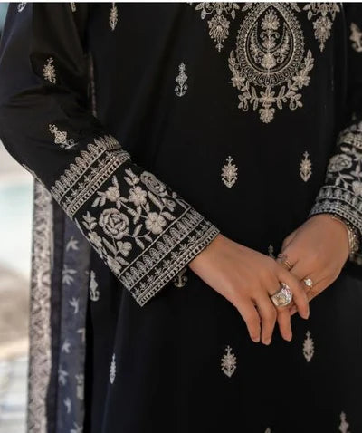 CASUALLITE ‘SPECIAL ’ | EMBROIDERED COTTON 3PC READYMADE | SAARA SPECIAL544